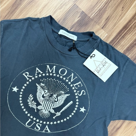 Daydreamer Ramones Graphic Tee - Picture 4 of 4